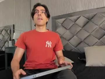 dylan_cross_ on Chaturbate