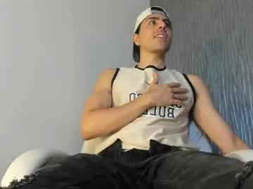 dylan_cross_ on Chaturbate