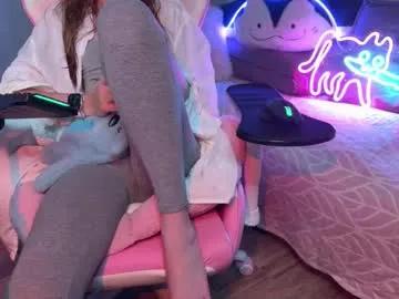 elisa_north on Chaturbate