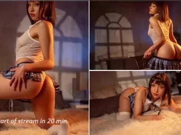 escarlett_wii on Chaturbate