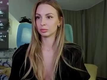 f1oraa on Chaturbate