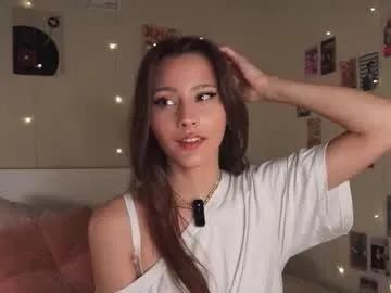 falinecrosthwaite on Chaturbate
