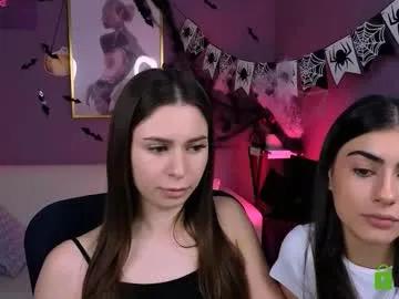 flora_ri on Chaturbate