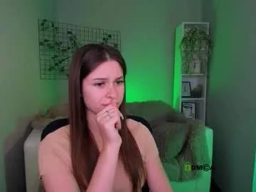 flora_ri on Chaturbate