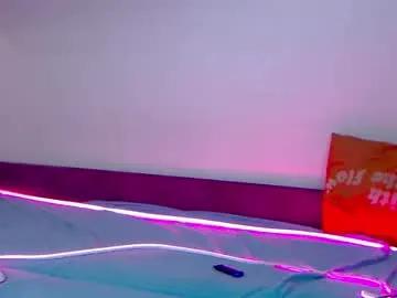 gina_lovelyy on Chaturbate