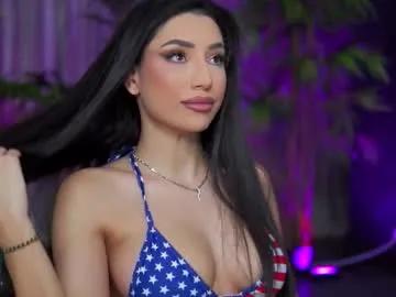 ginavalentinna on Chaturbate