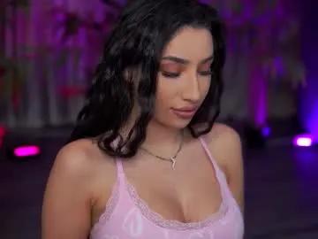 ginavalentinna on Chaturbate