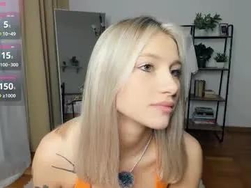 glossybabe_ on Chaturbate