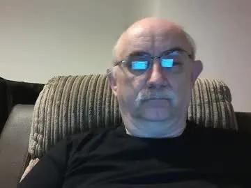 grey_dom on Chaturbate