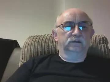 grey_dom on Chaturbate