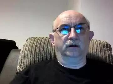 grey_dom on Chaturbate