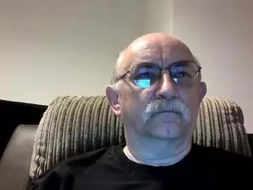 grey_dom on Chaturbate