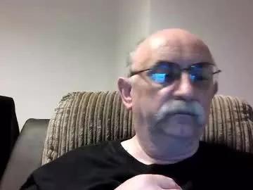 grey_dom on Chaturbate