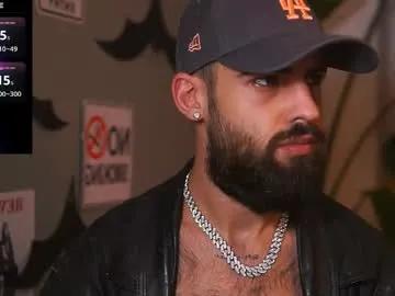 hairyrobxxx on Chaturbate