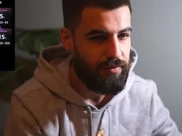 hairyrobxxx on Chaturbate