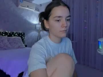 honey_chantal — GOAL: Flash boobs [185 tokens remaining] Hi guys, I am glad to see you, I am a shy but creative person, I will be glad to spend time with you #bigboobs #new #feet #natural #lovense