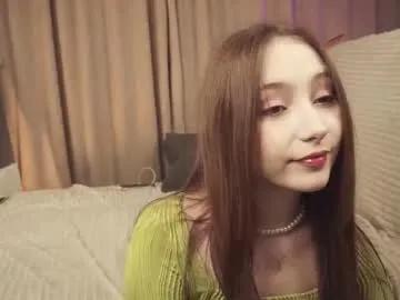 hottpeachh on Chaturbate