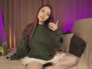 hottpeachh on Chaturbate