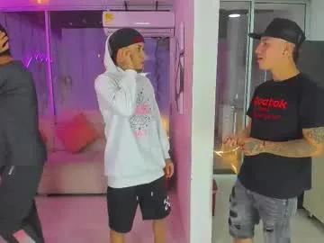 houseofwarrios on Chaturbate