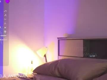 isabela_antonia_ on Chaturbate