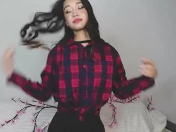 isauraangeletti on Chaturbate