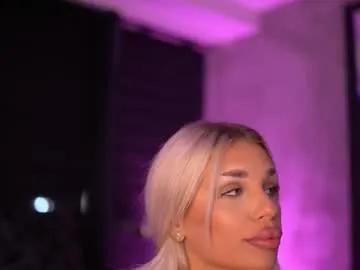 ivyrowa on Chaturbate