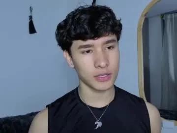 j_u_p_i_t_e_r on Chaturbate