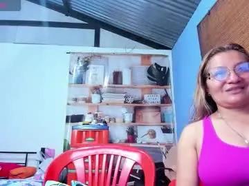 jademooms on Chaturbate