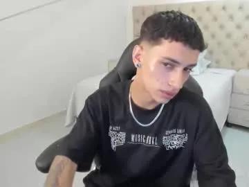 jhoanleandro on Chaturbate