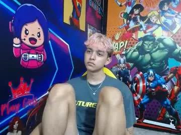 jisus_cat on Chaturbate