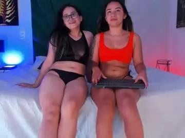 jules_n_gia on Chaturbate