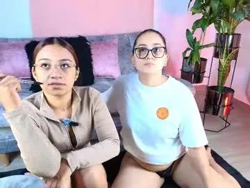 jules_n_gia on Chaturbate