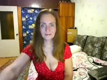 juliaa_foxi on Chaturbate