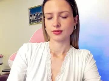 julie_flores on Chaturbate