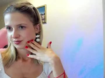 julie_flores on Chaturbate