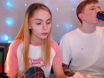 julsweet on Chaturbate