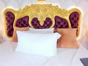 kendralholson on Chaturbate