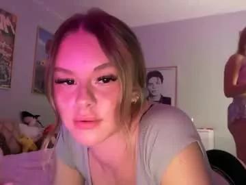 kenziesmithh on Chaturbate
