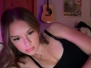 kenziesmithh on Chaturbate