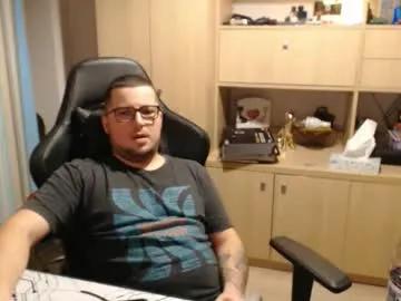 kevinnlovely on Chaturbate