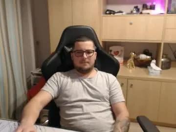 kevinnlovely on Chaturbate