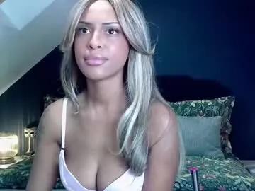 kimihoney_ on Chaturbate