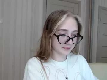 kisa____ on Chaturbate