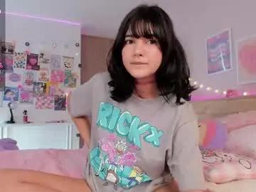 kittenmoon_ on Chaturbate