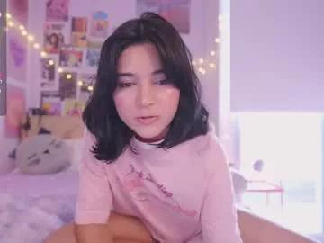 kittenmoon_ on Chaturbate