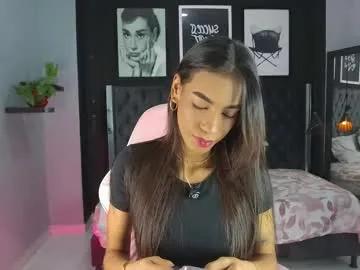 kitty_collins_ on Chaturbate