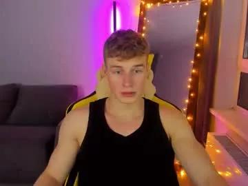 kurt_hanssen — Kurt_hanssen's room #new #muscle #cute #twink  #bigboobs