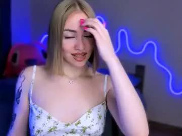 larakrein_lk on Chaturbate