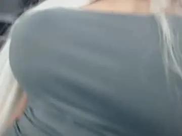 laras_moans on Chaturbate