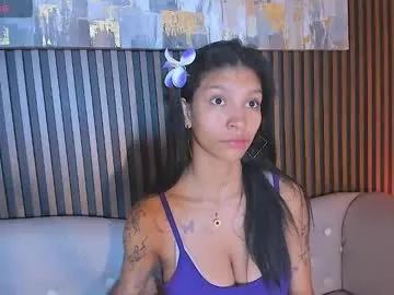 laura_aristizabal_19 on Chaturbate